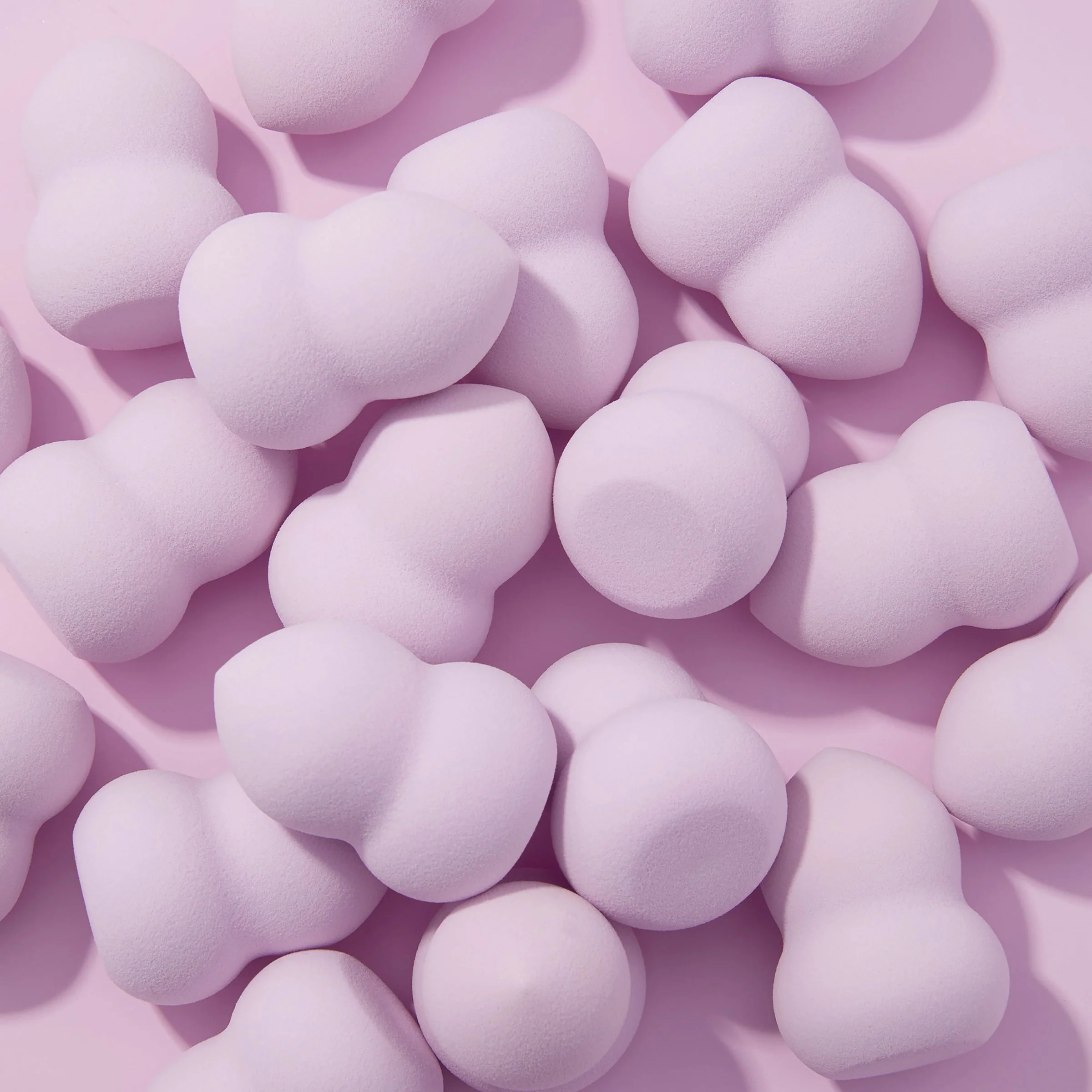 Hourglass Blending Sponge - Image 2